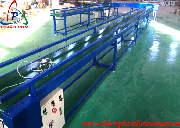 Băng tải góc 180 độ